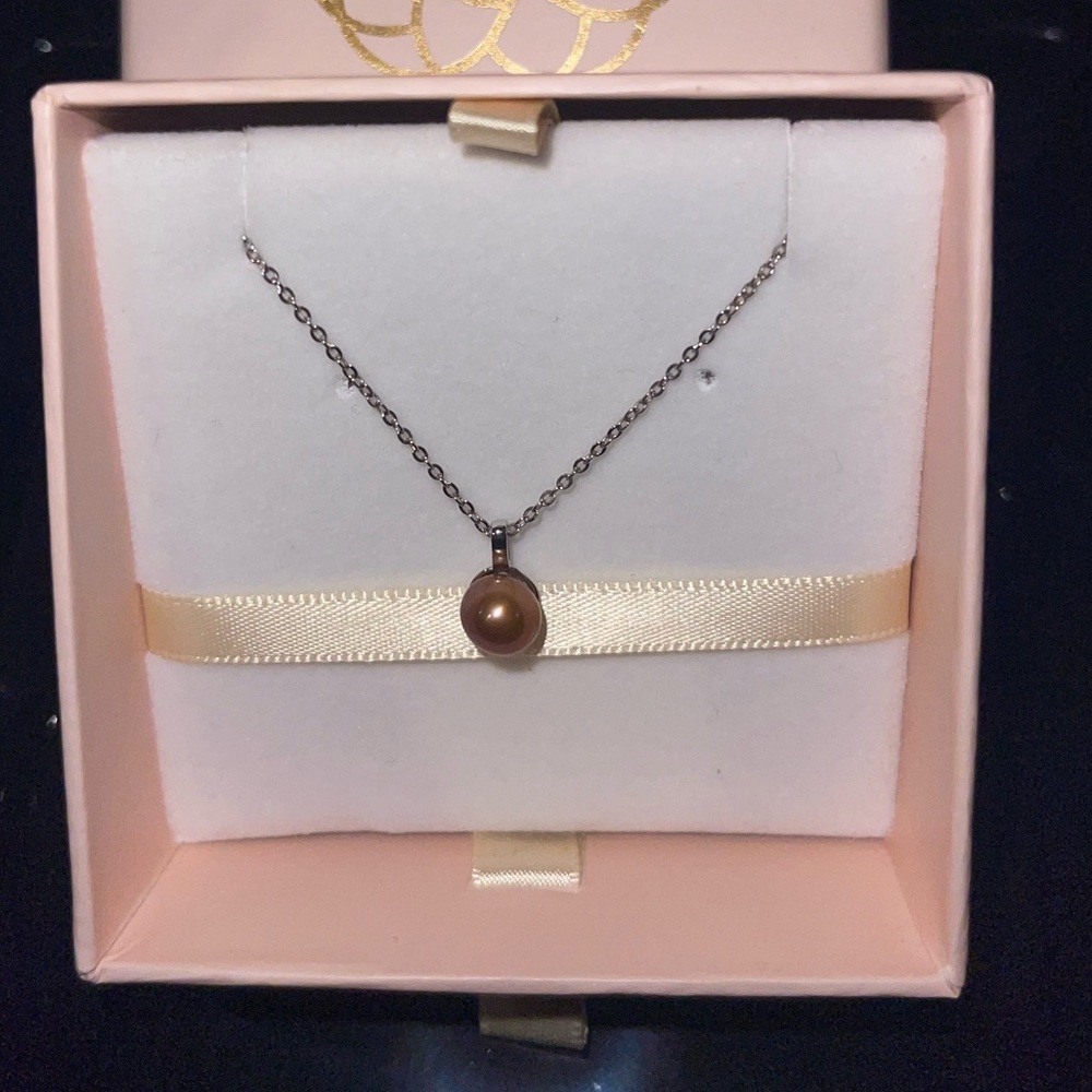 IPT Chocolate Pearl Necklace